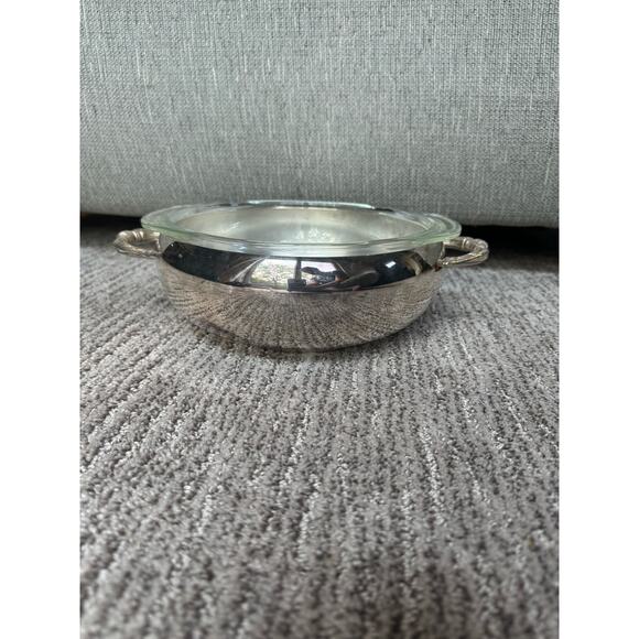 Sheffield silverplated chafing dish with 1.5 quart Pyrex bowl. - Picture 15 of 15